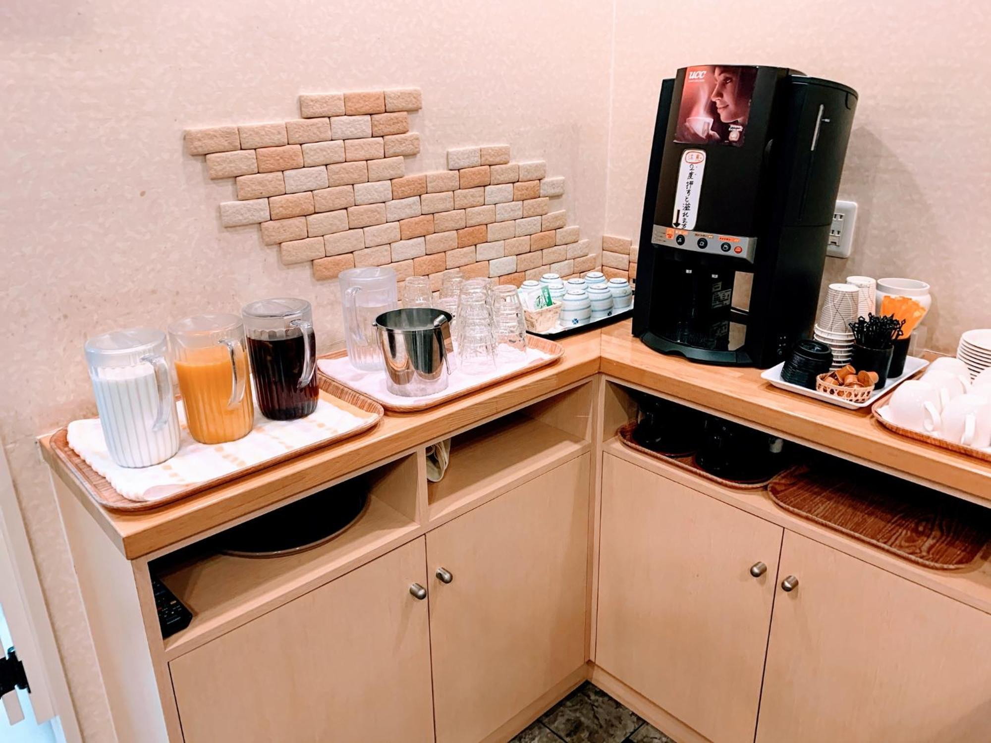 האקודאטה Business Hotel Ekimae מראה חיצוני תמונה