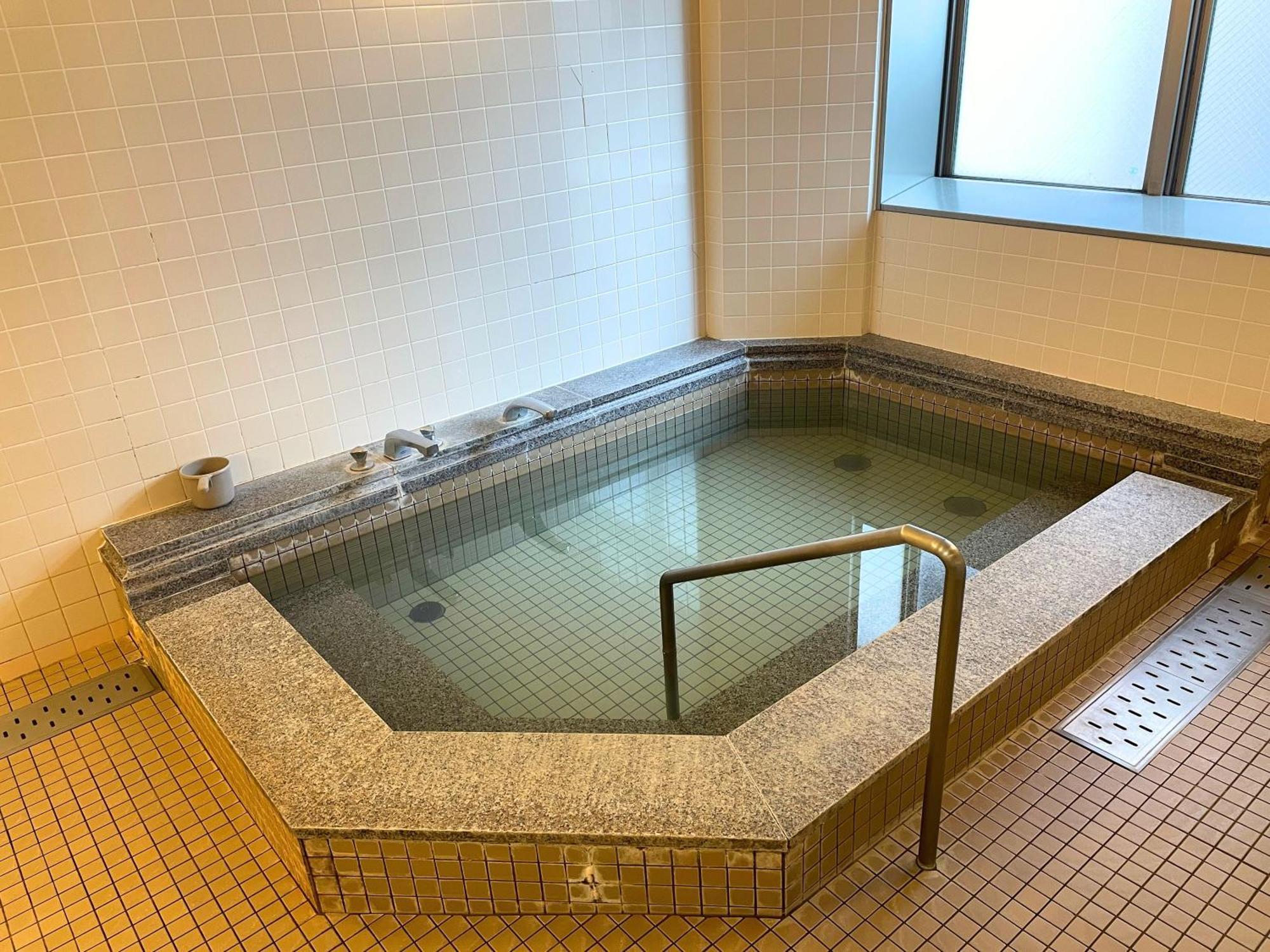 האקודאטה Business Hotel Ekimae מראה חיצוני תמונה