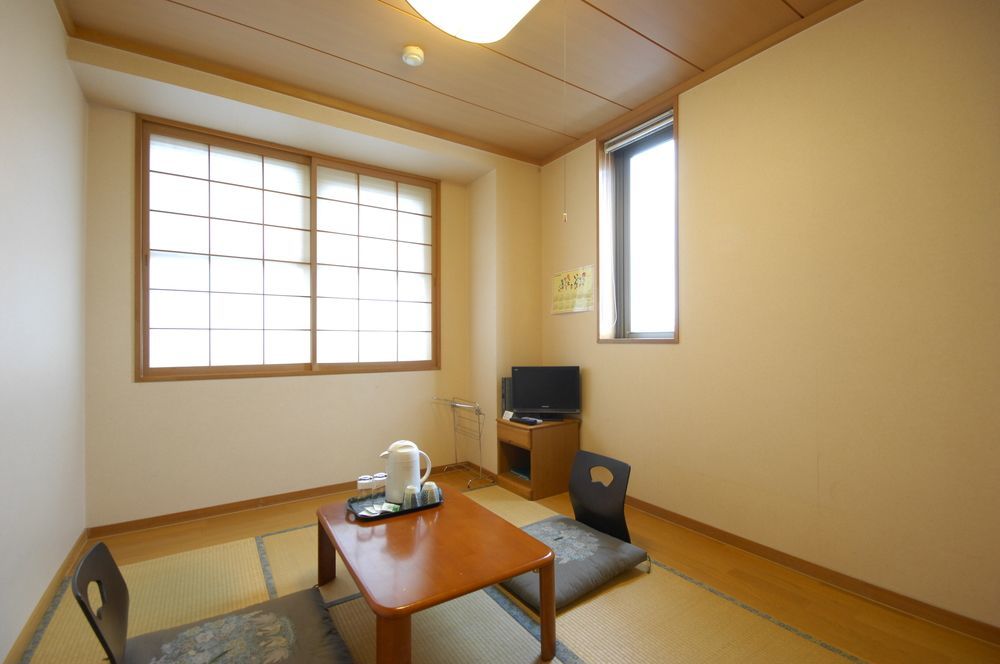 האקודאטה Business Hotel Ekimae מראה חיצוני תמונה